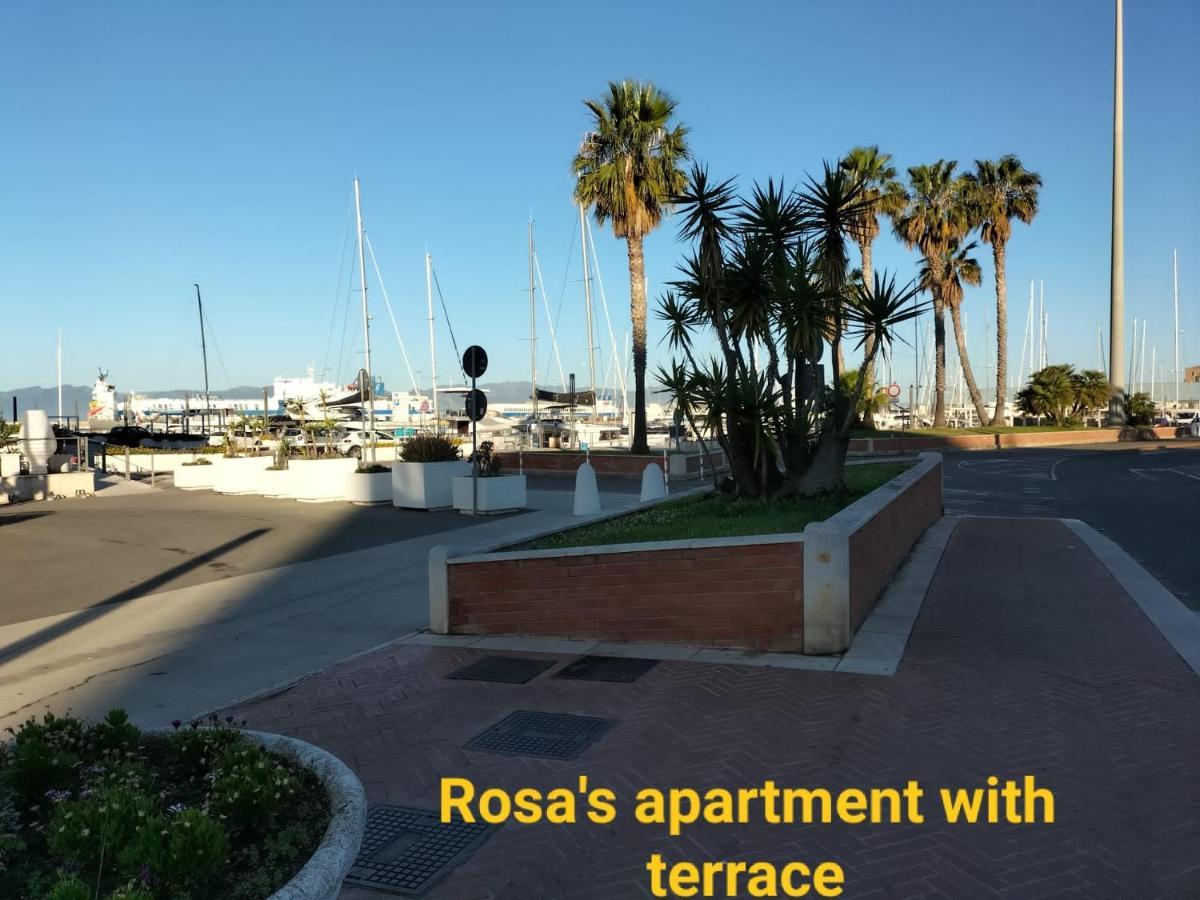 Rosa'S Apartment With Terrace Cagliari Exterior foto