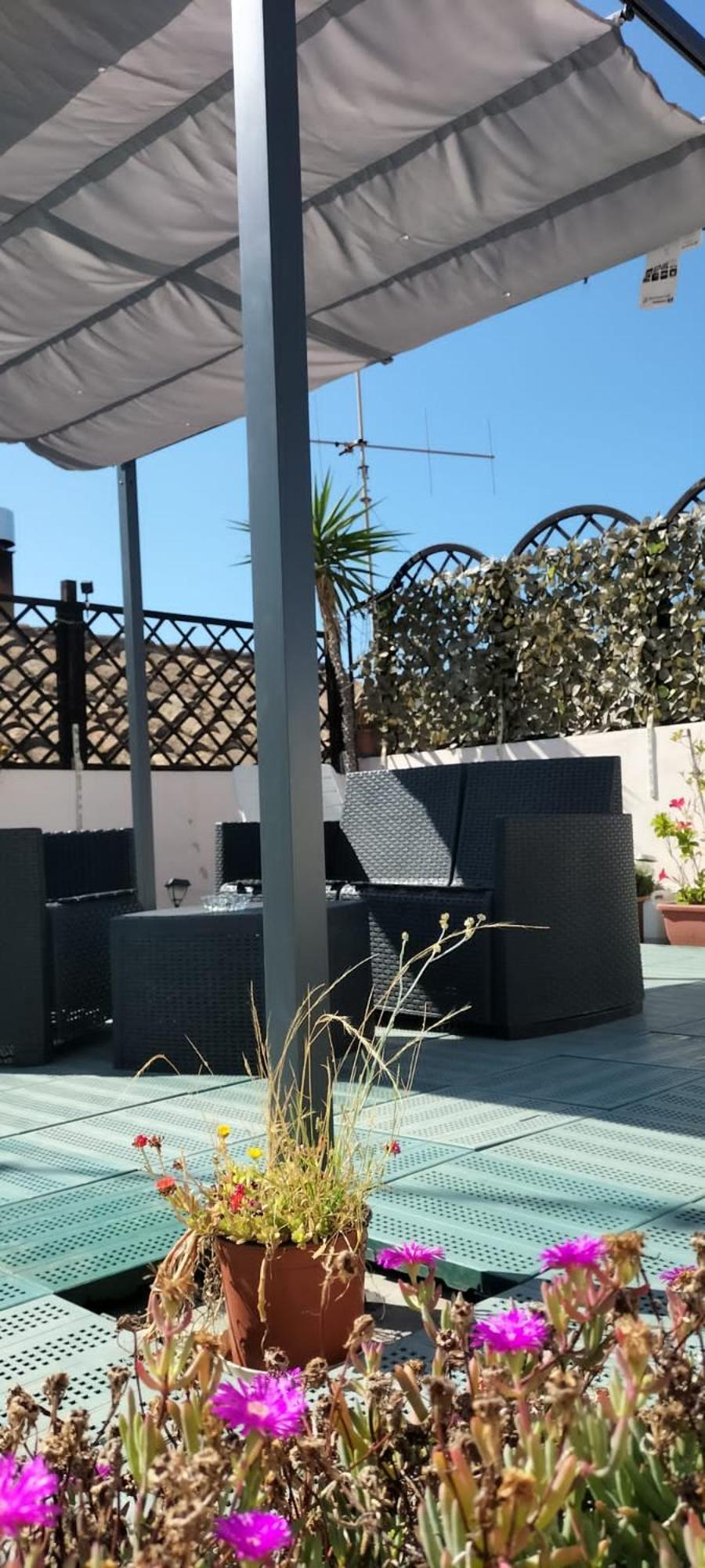 Rosa'S Apartment With Terrace Cagliari Exterior foto